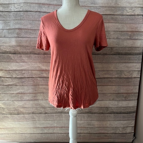 A New Day Women’s Shirt Size XS NWOT - Picture 1 of 4